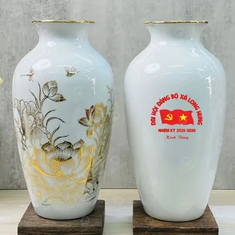 Gợi ý chọn quà lưu niệm đại hội ý nghĩa, tạo dấu ấn sâu sắc