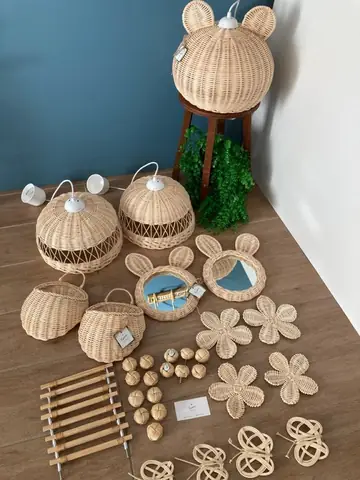 Quà Lưu Niệm Độc Lạ: Gợi Ý Ý Tưởng & Giá Trị Văn Hóa