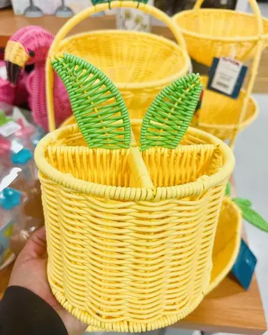 Quà Lưu Niệm Độc Lạ: Gợi Ý Ý Tưởng & Giá Trị Văn Hóa