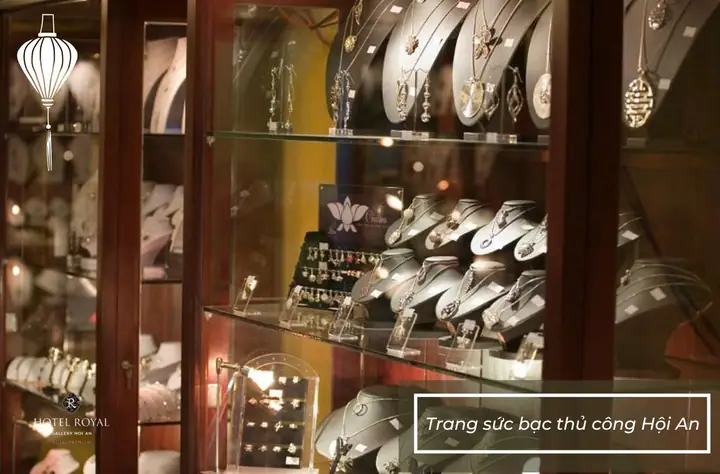 Trang sức bạc thủ công Trang sức bạc thủ công