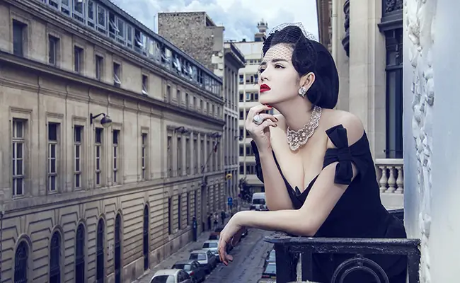Mua Gì Làm Quà Lưu Niệm Ở Pháp? Gợi Ý Chọn Quà Đặc Trưng
