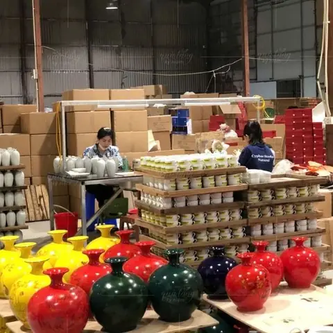 Quà Lưu Niệm Quân Đội: Hướng Dẫn Chọn Lựa Ý Nghĩa & Bền Đẹp