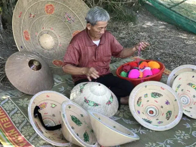 Làng nghề truyền thống