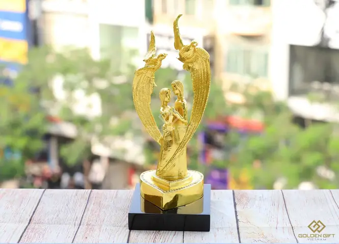 Quà Ngày Lễ Tình Yêu Nào Phù Hợp Cho Người Bạn Yêu?
