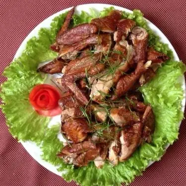 Đánh Giá Chi Tiết: Quán Ăn Ẩm Thực Quà Ngõ Nhỏ Ngõ Hàng Bột