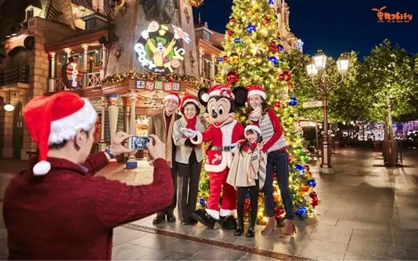 Quà Noel Cho Bé Yêu: Gợi Ý Chọn Món Quà Ý Nghĩa Và An Toàn