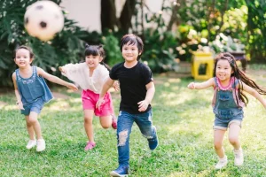 Top Quà Sinh Nhật Cho Bé Trai 3 Tuổi Vừa Chơi Vừa Phát Triển