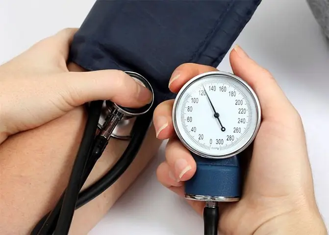 Gợi Ý Quà Sinh Nhật Cho Bố Mẹ Thiết Thực & Ý Nghĩa
