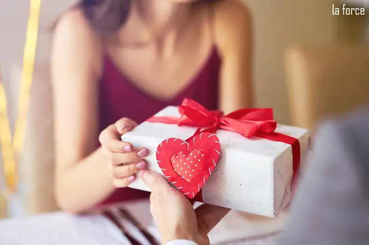 quà sinh nhật cho chồng