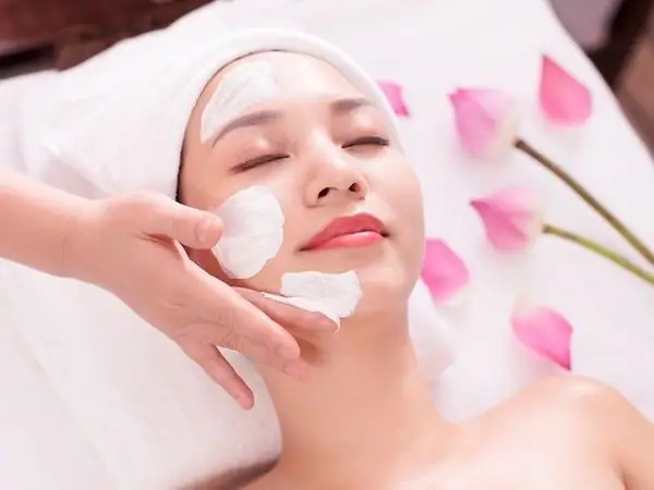Quà Sinh Nhật Lãng Mạn: Gợi Ý Để Vợ Bạn Hạnh Phúc Thật Sự
