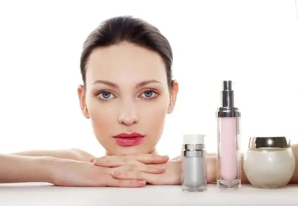 Quà Sinh Nhật Lãng Mạn: Gợi Ý Để Vợ Bạn Hạnh Phúc Thật Sự