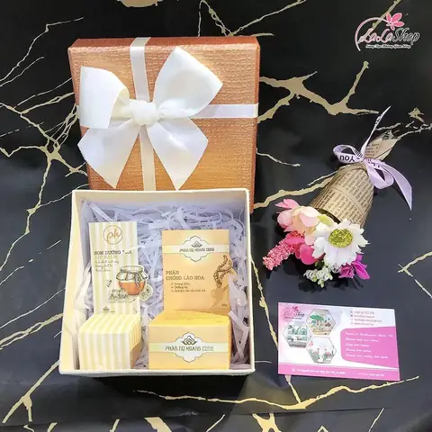Quà Tặng 20/10 Giá Rẻ: Bí Quyết Chọn Đồ Ý Nghĩa, Tiết Kiệm