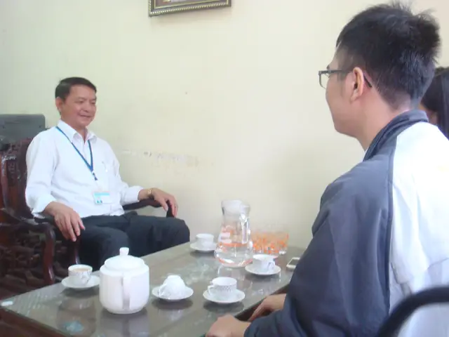 Quà Tặng Á Âu Com: Đánh Giá Chi Tiết & Các Lựa Chọn Tương Tự