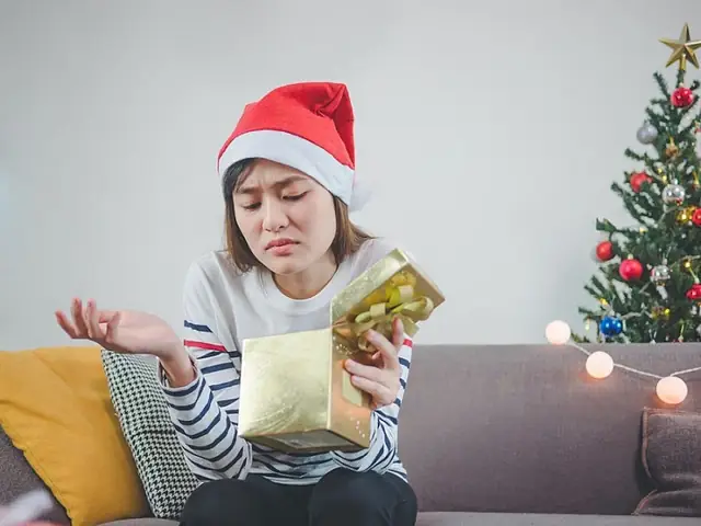 3. Tặng món quà mà bạn gái không thích