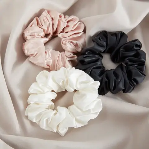 6. Dây buộc tóc scrunchies