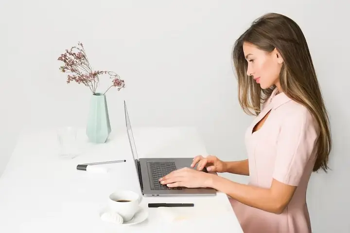 4. Quà có liên quan đến công việc