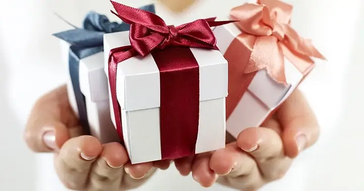 3. Lựa quà theo tính cách, sở thích