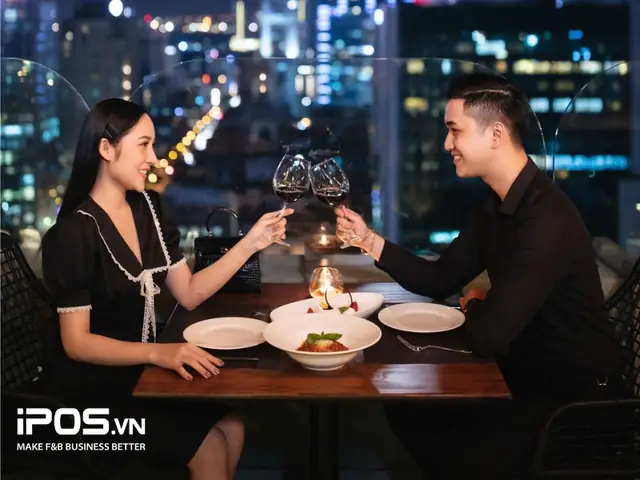 Gợi Ý Quà Tặng Bất Ngờ Cho Bạn Gái Khiến Nàng Xúc Động
