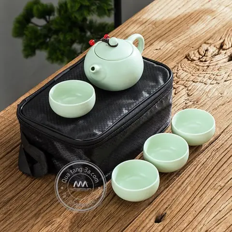 Bí Quyết Chọn Quà Tặng Cao Cấp Cho Khách Hàng: Ghi Dấu Ấn Bền Lâu
