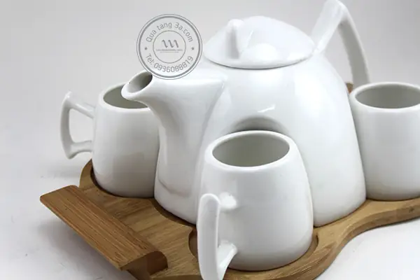 Bí Quyết Chọn Quà Tặng Cao Cấp Cho Khách Hàng: Ghi Dấu Ấn Bền Lâu