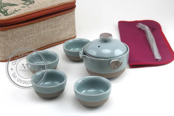 Bí Quyết Chọn Quà Tặng Cao Cấp Cho Khách Hàng: Ghi Dấu Ấn Bền Lâu