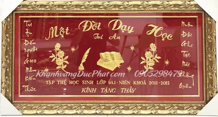 Cách Chọn Và Gợi Ý **Quà Tặng Chia Tay Cô Giáo** Thật Ý Nghĩa