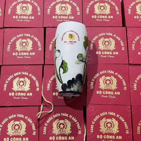 quà tặng đại hội đảng
