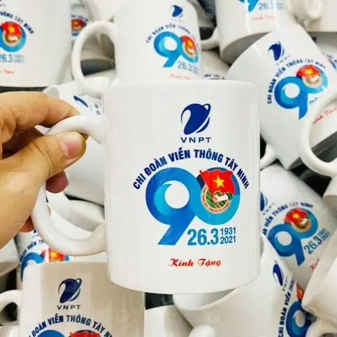 Hướng Dẫn Toàn Diện Chọn Quà Tặng Đại Hội Đoàn Ý Nghĩa & Thiết Thực
