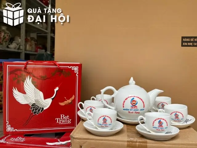 Quà tặng Đại hội Mặt trận Tổ quốc: Hướng dẫn chi tiết & gợi ý phù hợp