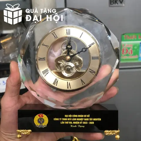 Quà tặng Đại hội Mặt trận Tổ quốc: Hướng dẫn chi tiết & gợi ý phù hợp
