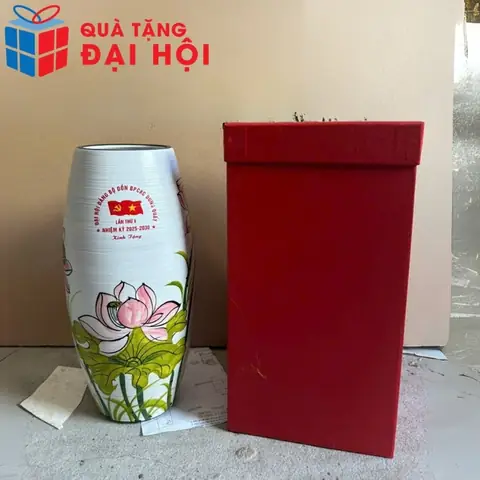 Quà tặng Đại hội Mặt trận Tổ quốc: Hướng dẫn chi tiết & gợi ý phù hợp