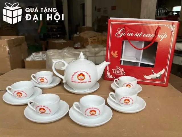 Quà tặng Đại hội Mặt trận Tổ quốc: Hướng dẫn chi tiết & gợi ý phù hợp