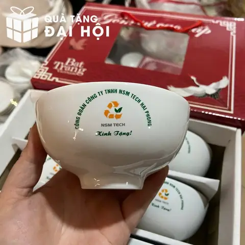 Quà tặng Đại hội Mặt trận Tổ quốc: Hướng dẫn chi tiết & gợi ý phù hợp
