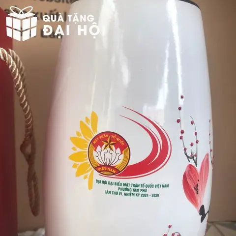 Quà tặng Đại hội Mặt trận Tổ quốc: Hướng dẫn chi tiết & gợi ý phù hợp