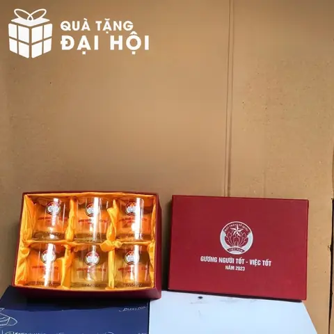 Quà tặng Đại hội Mặt trận Tổ quốc: Hướng dẫn chi tiết & gợi ý phù hợp
