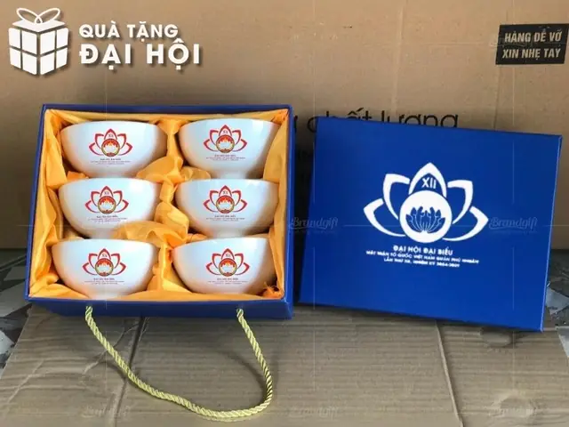 Quà tặng Đại hội Mặt trận Tổ quốc: Hướng dẫn chi tiết & gợi ý phù hợp