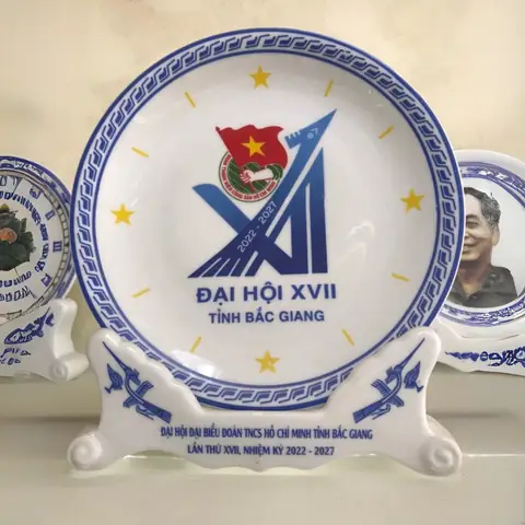 Quà tặng Đại hội Mặt trận Tổ quốc: Hướng dẫn chi tiết & gợi ý phù hợp
