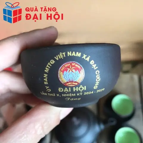 Quà tặng Đại hội Mặt trận Tổ quốc: Hướng dẫn chi tiết & gợi ý phù hợp