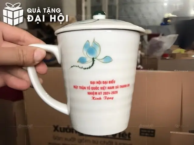 Quà tặng Đại hội Mặt trận Tổ quốc: Hướng dẫn chi tiết & gợi ý phù hợp