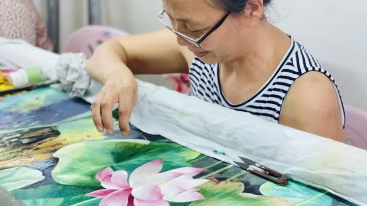 Khám phá Quà Tặng Đậm Chất Việt Nam: Hướng Dẫn Lựa Chọn Ấn Tượng