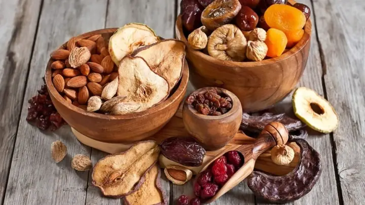 Khám phá Quà Tặng Đậm Chất Việt Nam: Hướng Dẫn Lựa Chọn Ấn Tượng
