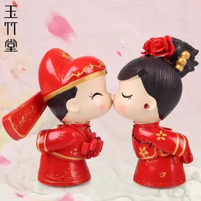 Gợi Ý Quà Tặng Đính Hôn Cho Bạn Thân Ý Nghĩa & Tinh Tế