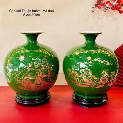 Bình hút lộc tặng trong hội nghị cuối năm
