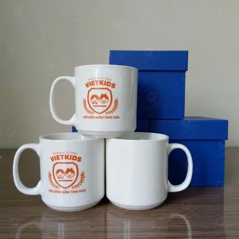In logo lên ly sứ chỉ từ 50.000 đồng