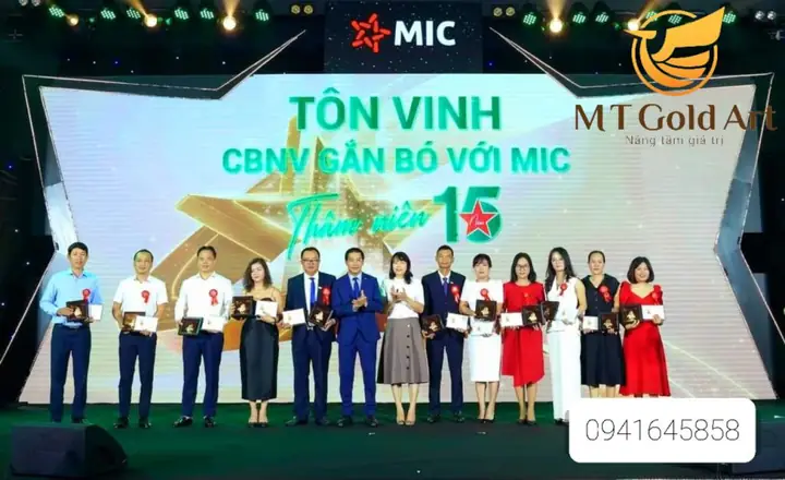 quà tặng kỷ niệm thành lập công ty