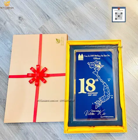 quà tặng kỷ niệm thành lập công ty