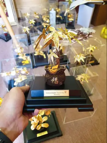 quà tặng kỷ niệm thành lập công ty