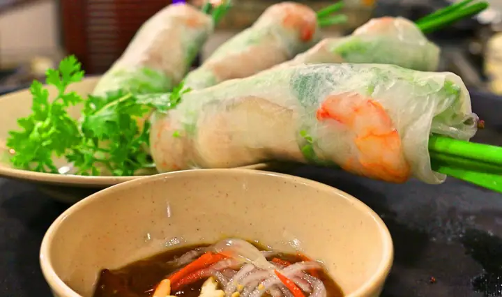 Cách Chọn Quà Tặng Lưu Niệm Nhật Bản Chuẩn Văn Hóa