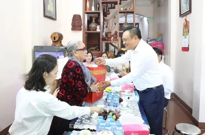 Khám phá Chính sách và Ý nghĩa Quà tặng Ngày Thương binh Liệt sĩ 27/7