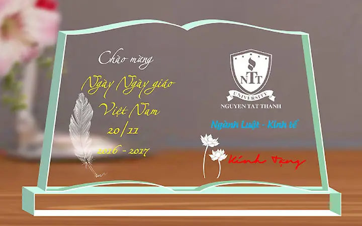 Khi nÃ o táº·ng quÃ  lÆ°u niá»m cho nhÃ  trÆ°á»ng?